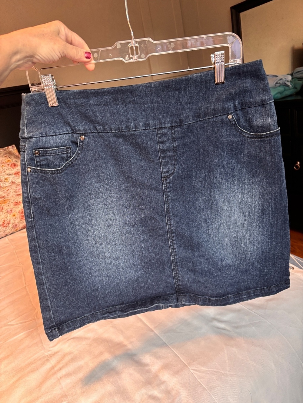 S.C. & CO. Jean Skort size Medium